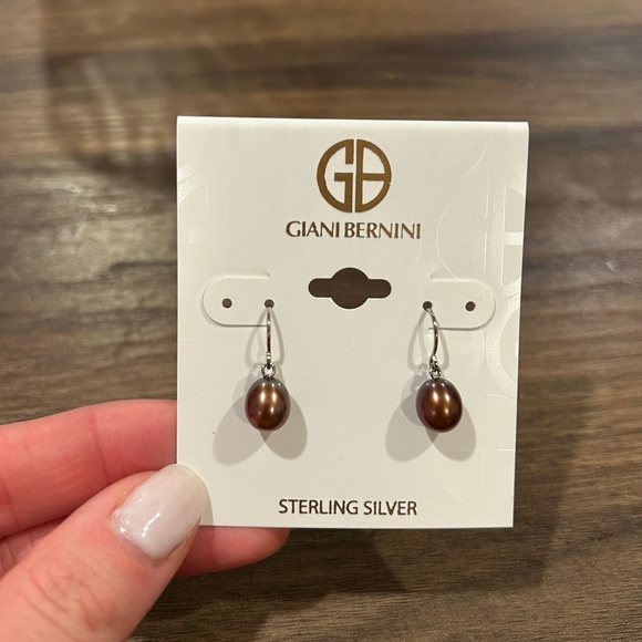 Giani Bernini burgundy Freshwater Pearl (8.9mm) dangle Earrings Sterling Silver - Picture 1 of 3